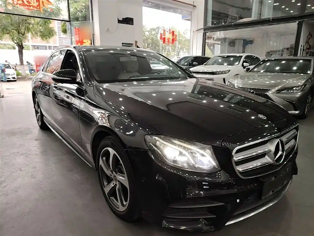 Mercedes-Benz E-Class 2019 — фото 4