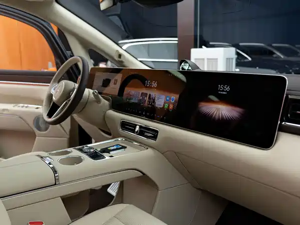 Luxeed V9 2026