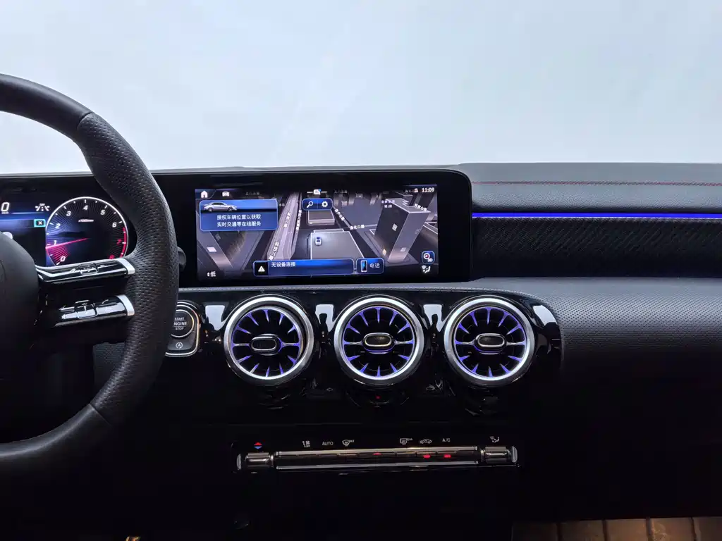 Mercedes-Benz A-Class 2024 — фото 16