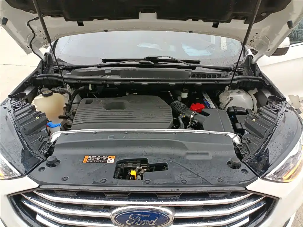 Ford Edge 2020 — фото 16