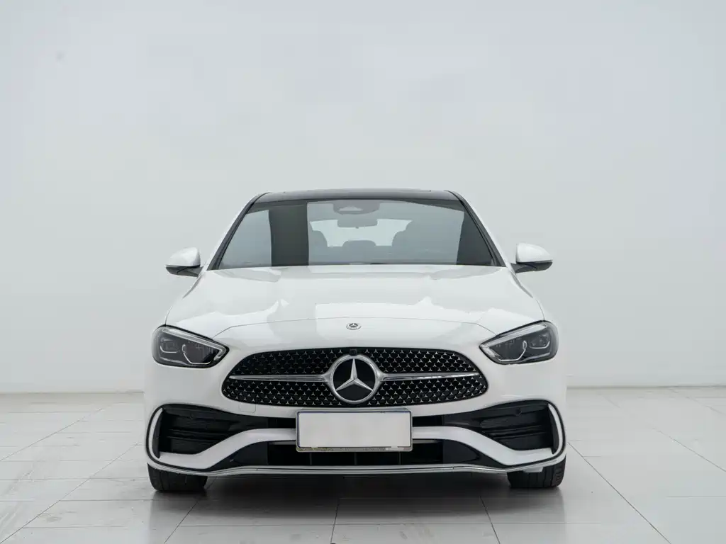 Mercedes-Benz C-Class 2023 — фото 2