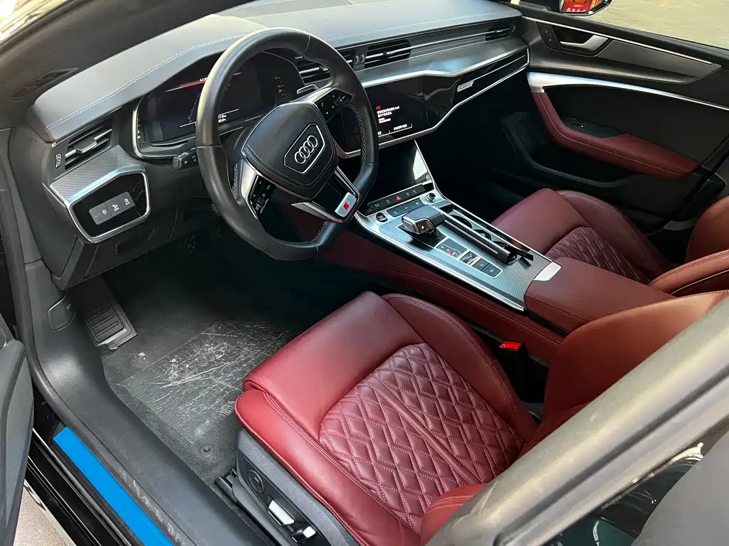 Audi A7L 2024