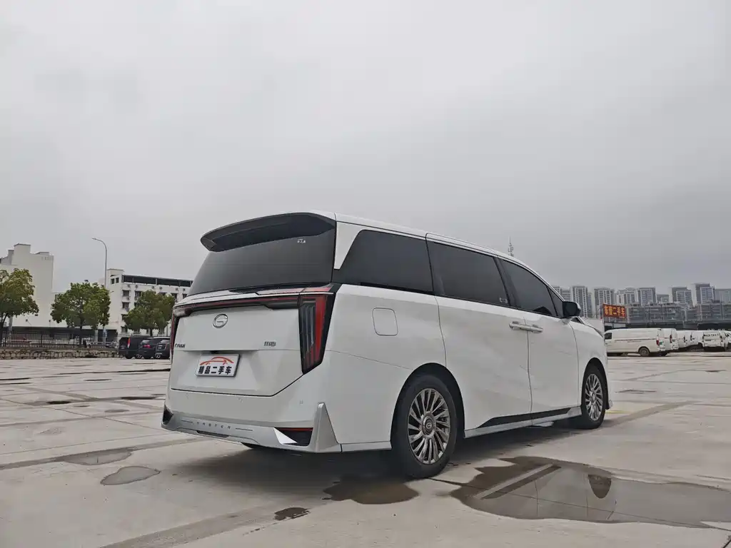 GAC Motor Trumpchi M8 2023 — фото 6
