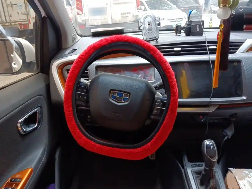 Geely Vision X1 2017