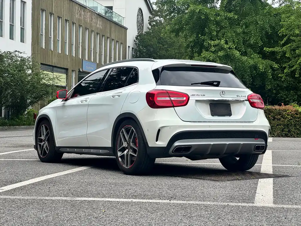 Mercedes-Benz GLA AMG 2016 — фото 4
