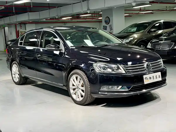 Volkswagen Magotan 2012