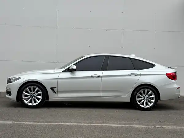 BMW 3 Series GT 2018