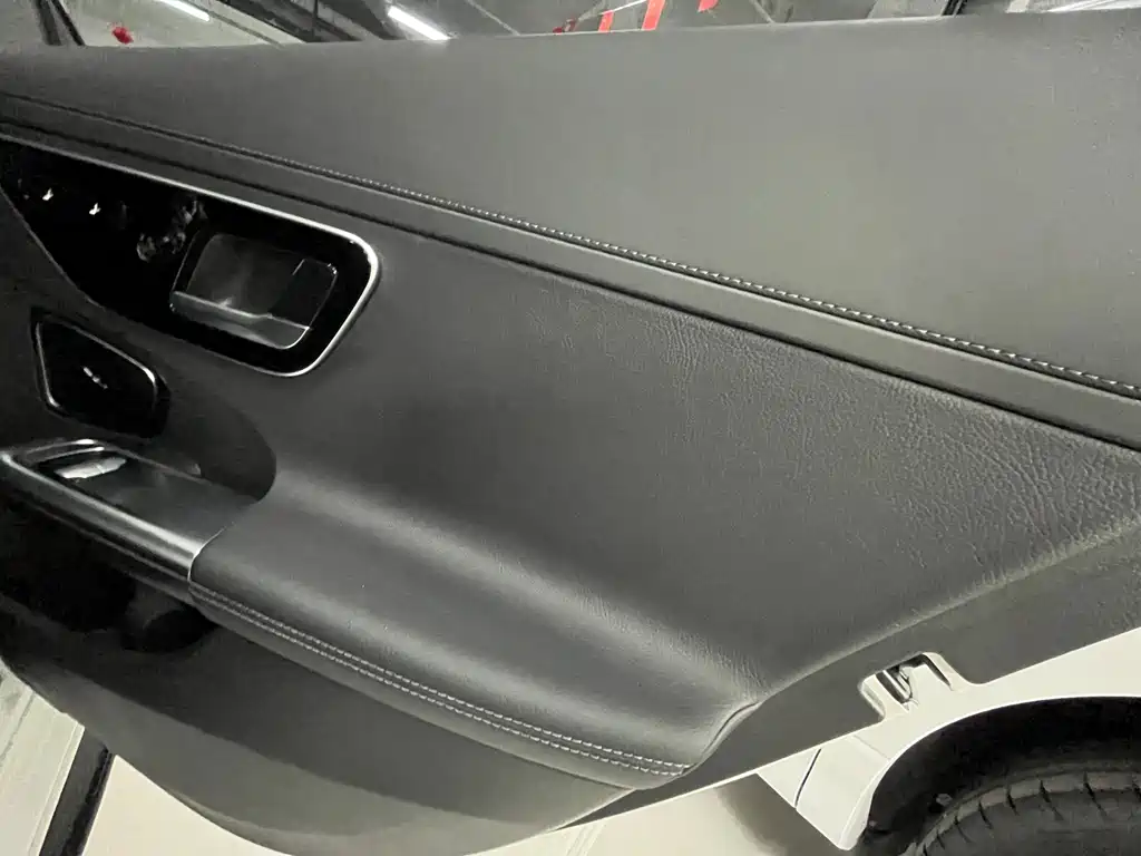 Mercedes-Benz C-Class 2022 — фото 16
