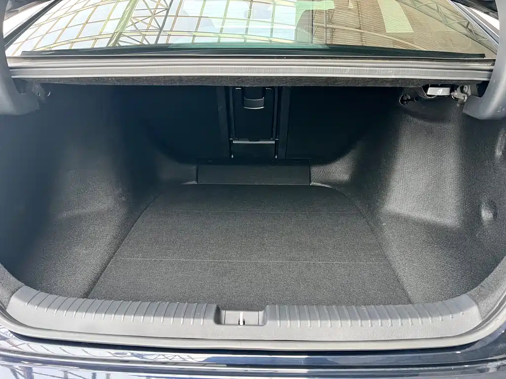 Honda Accord 2024 — фото 10