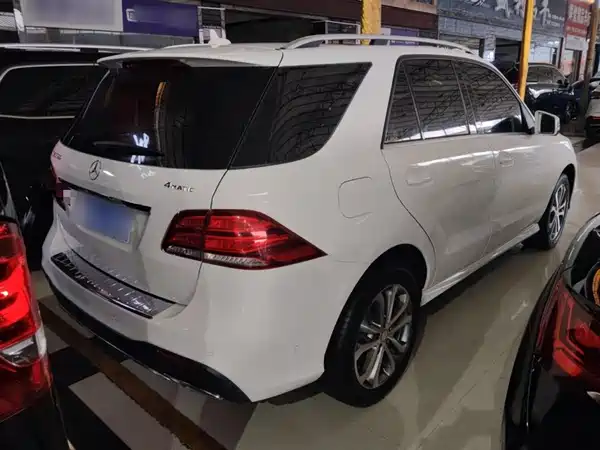 Mercedes-Benz GLE 2017
