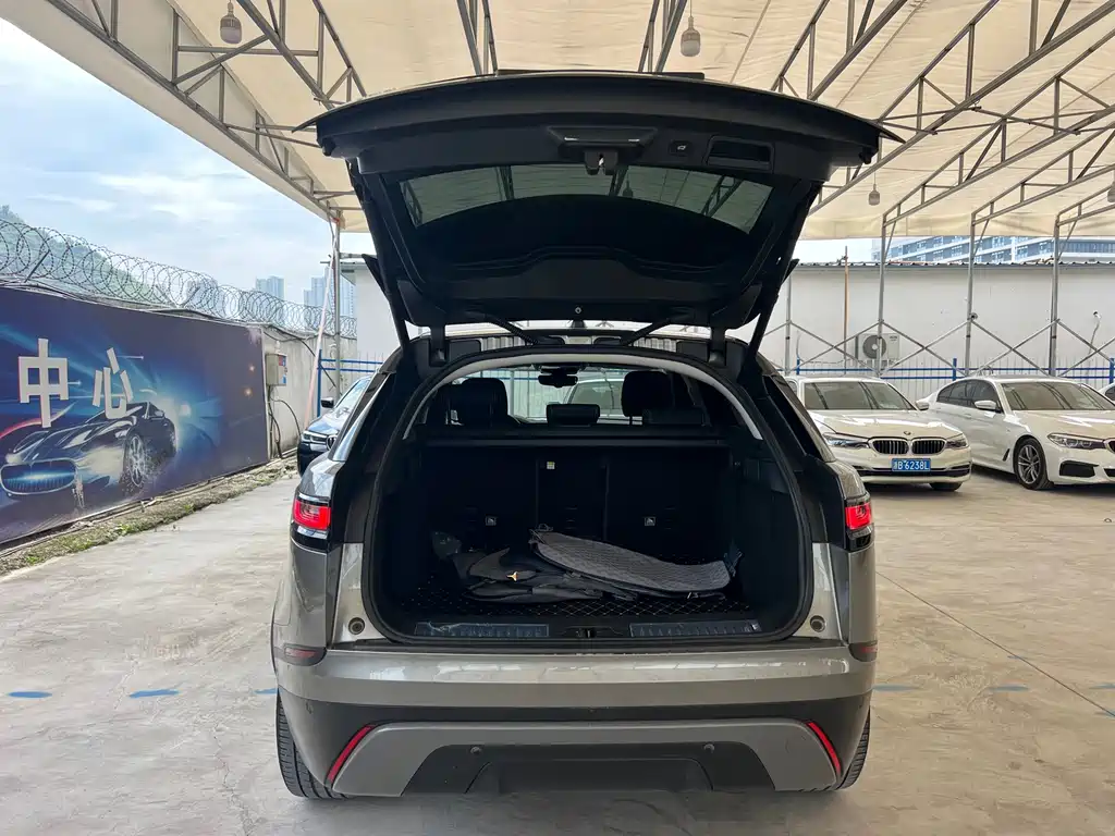 Land Rover Velar 2020 — фото 10