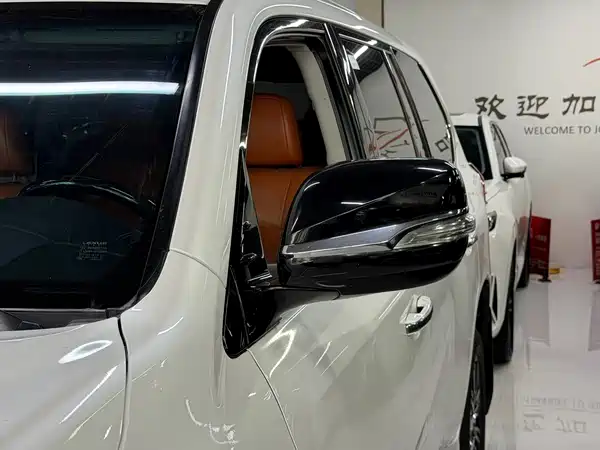 Lexus LX 2018