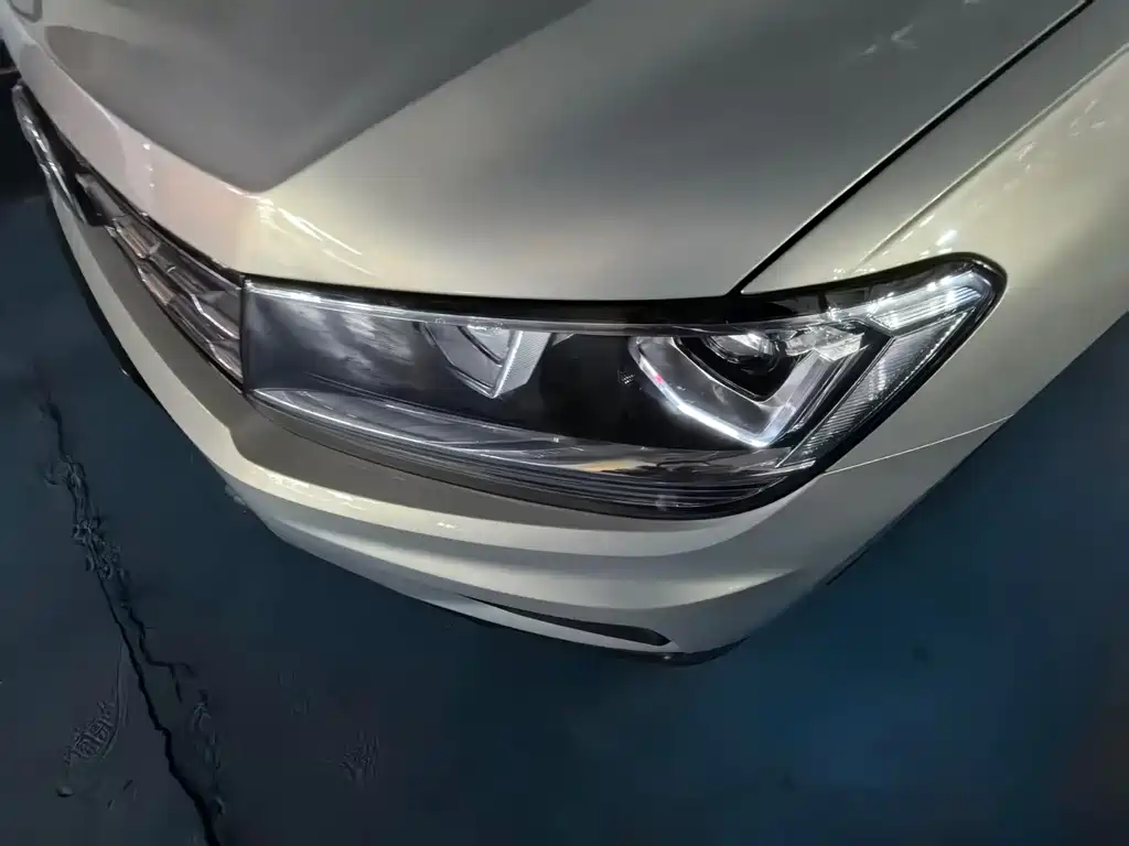 Volkswagen Tiguan L 2020