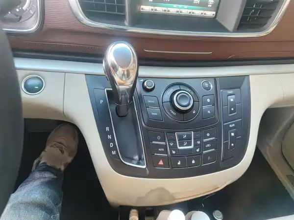 Buick GL8 2018