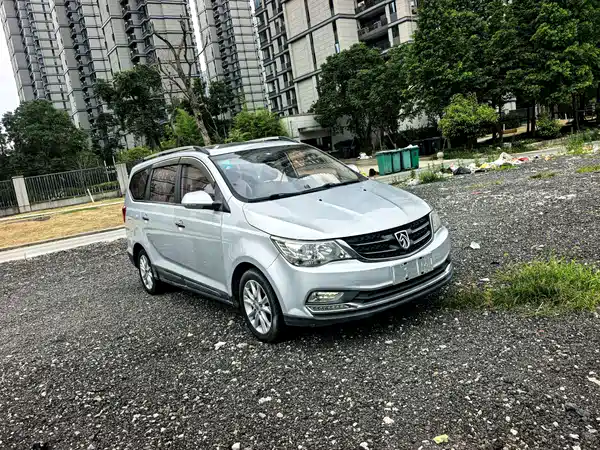 Baojun 730 2016