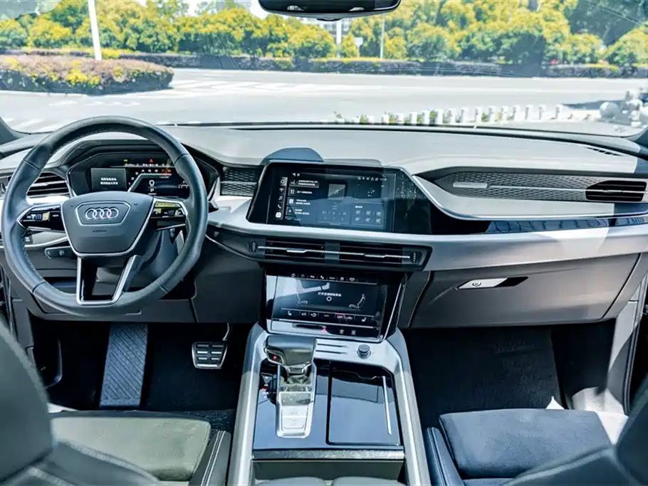 Audi Q6 2023 — фото 13