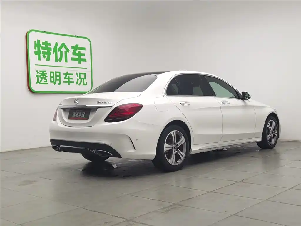 Mercedes-Benz C-Class 2018 — фото 2