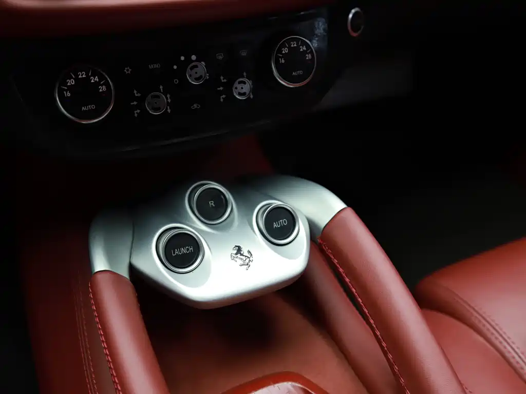 Ferrari FF 2013 — фото 12
