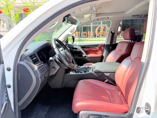 Lexus LX 2019