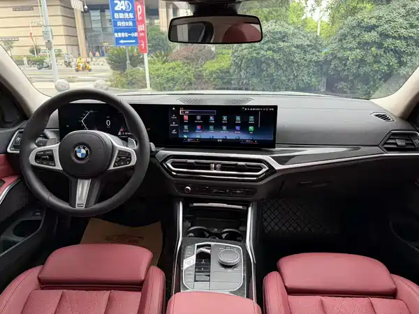 BMW 3 Series 2024