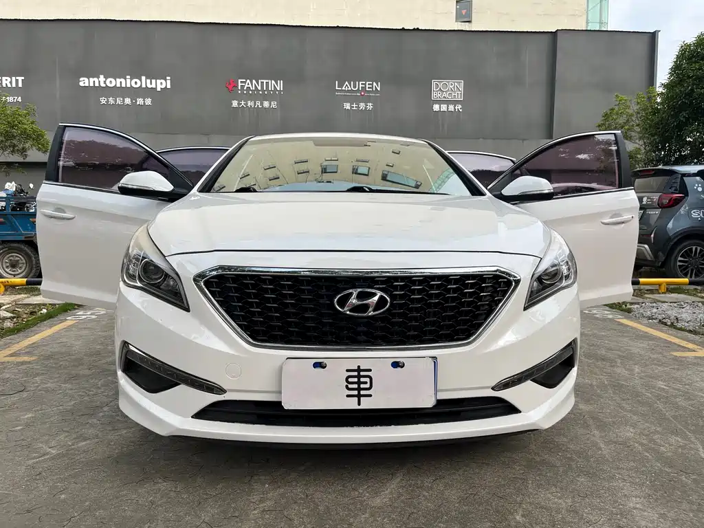 Hyundai Sonata 2016 — фото 14