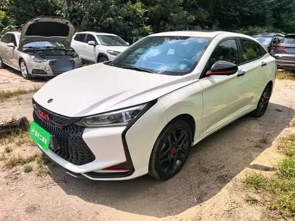 Dongfeng Yixuan 2022