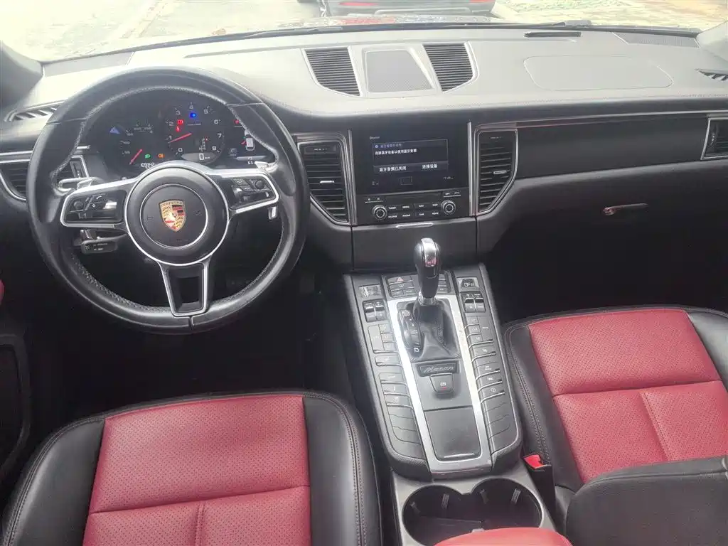 Porsche Macan 2017 — фото 6