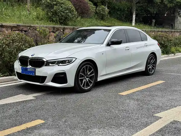 BMW 3 Series 2021