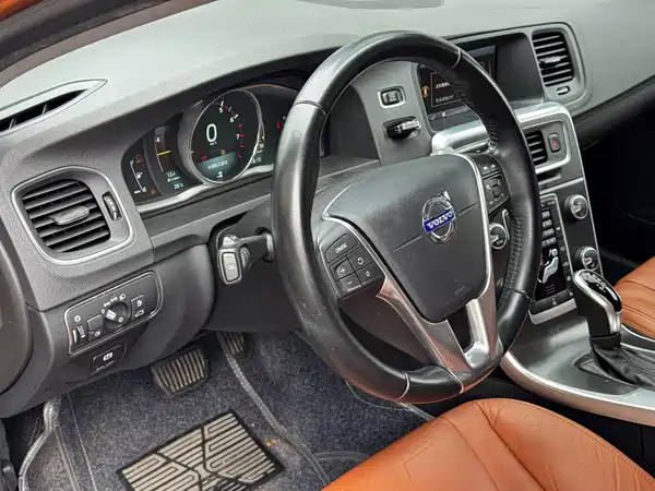 Volvo S60 2014
