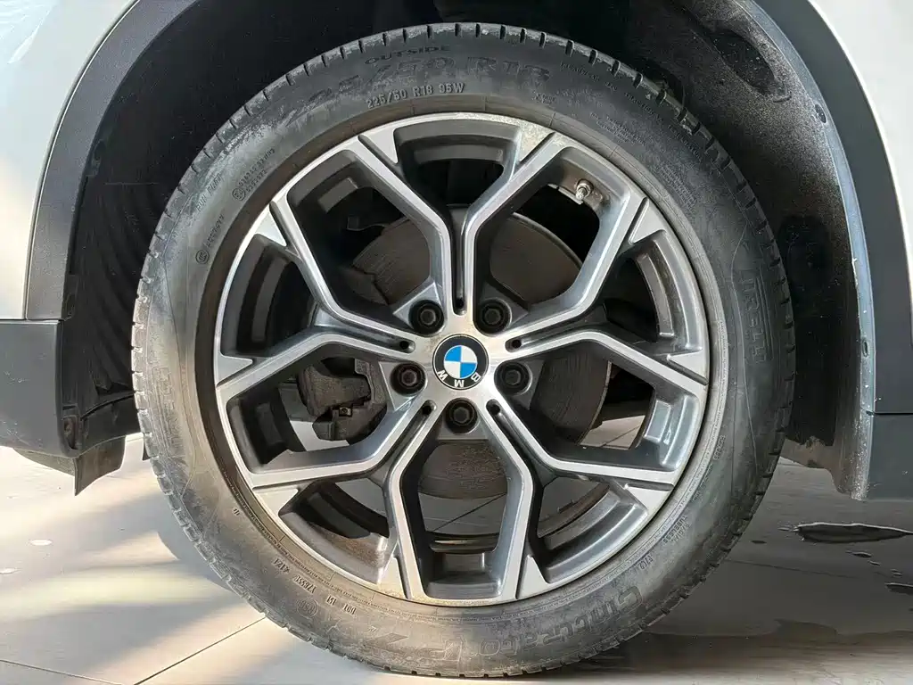 BMW X1 2022 — фото 16