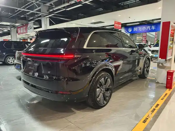 Li Auto L7 2024