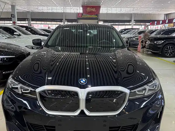 BMW i3 2024