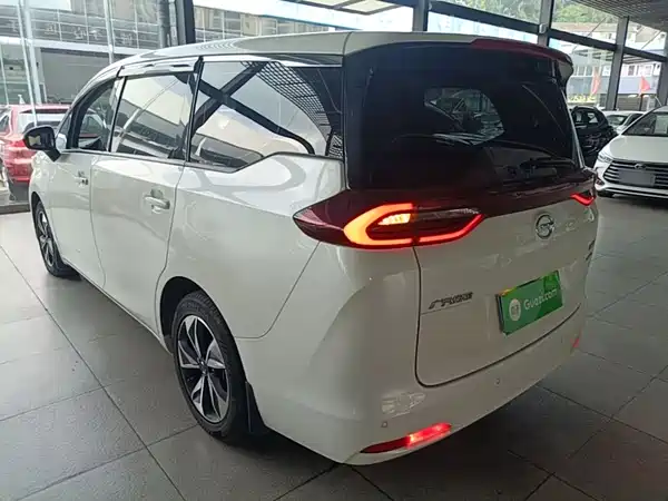 GAC Trumpchi M6 2021