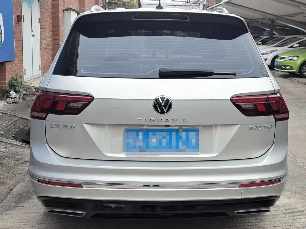 Volkswagen Tiguan L 2021 — фото 16