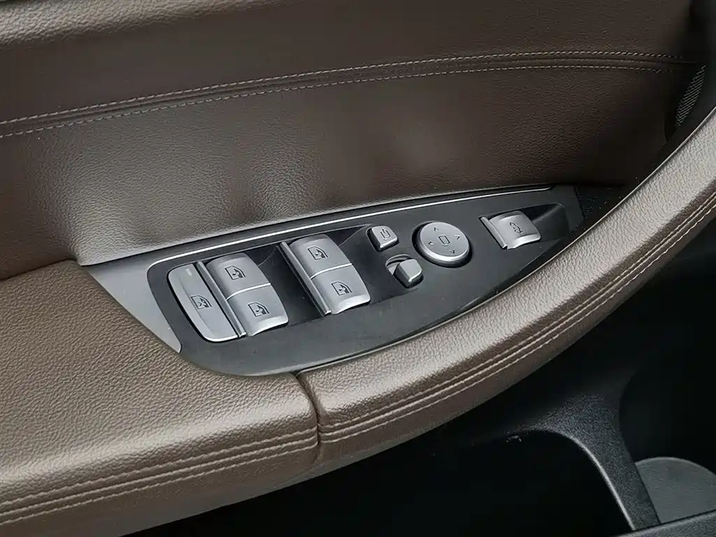 BMW X3 2021 — фото 9