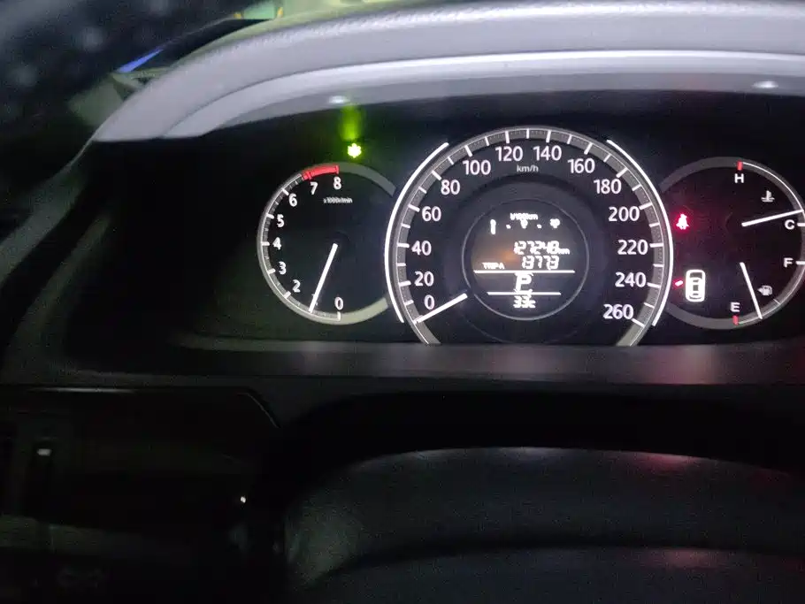 Honda Accord 2014 — фото 14