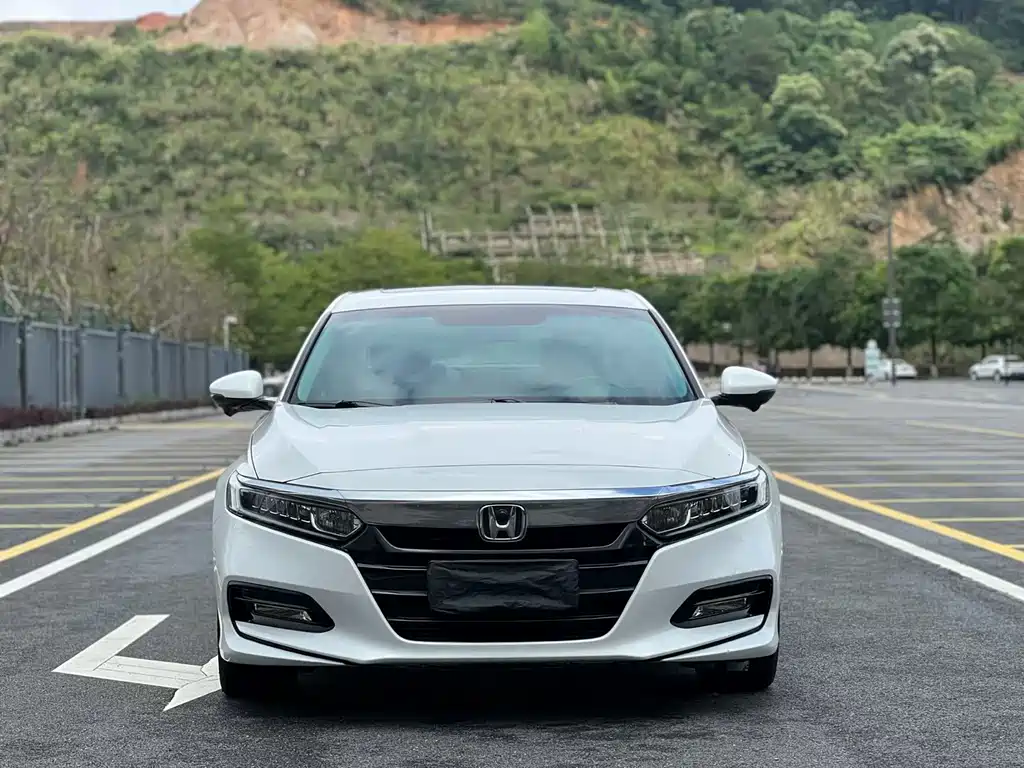 Honda Accord 2020 — фото 2