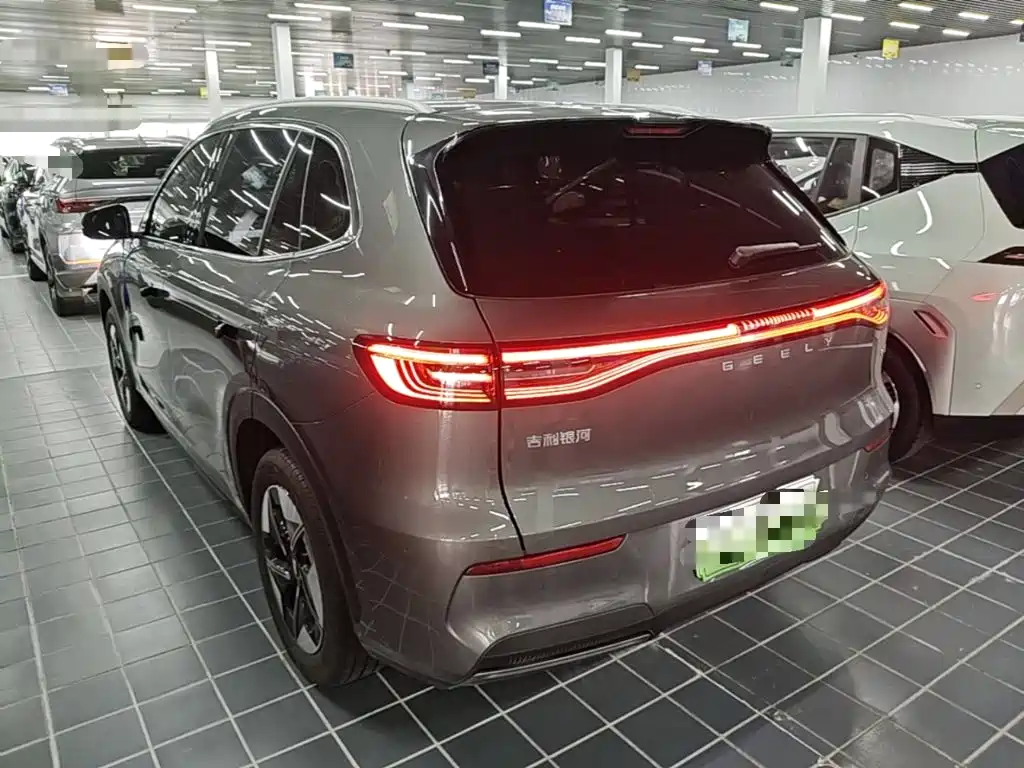 Geely Galaxy E5 2025 — фото 5