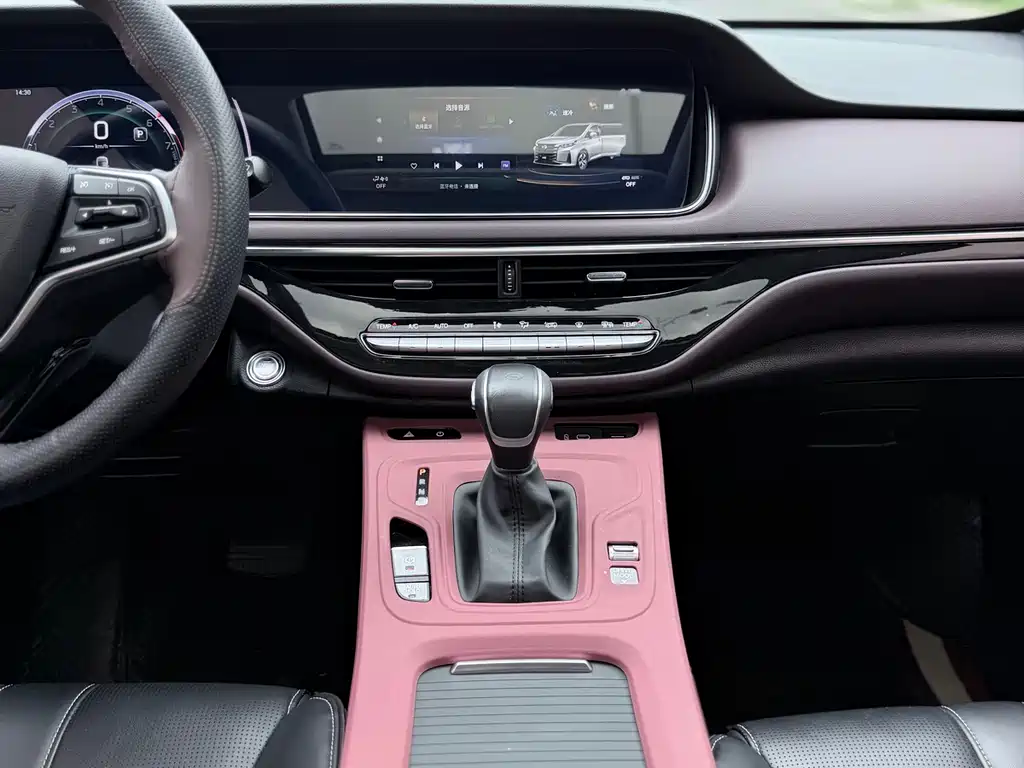 GAC Trumpchi M6 2023 — фото 6