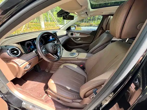 Mercedes-Benz E-Class 2023
