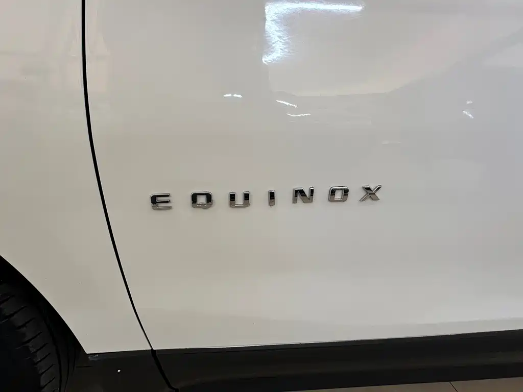 Chevrolet Equinox 2023 — фото 17