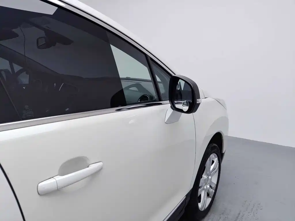Peugeot 3008 2016 — фото 20