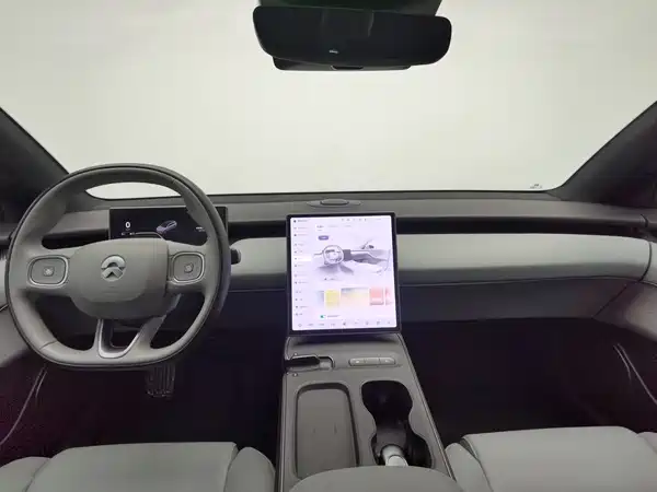 NIO ET5T 2025