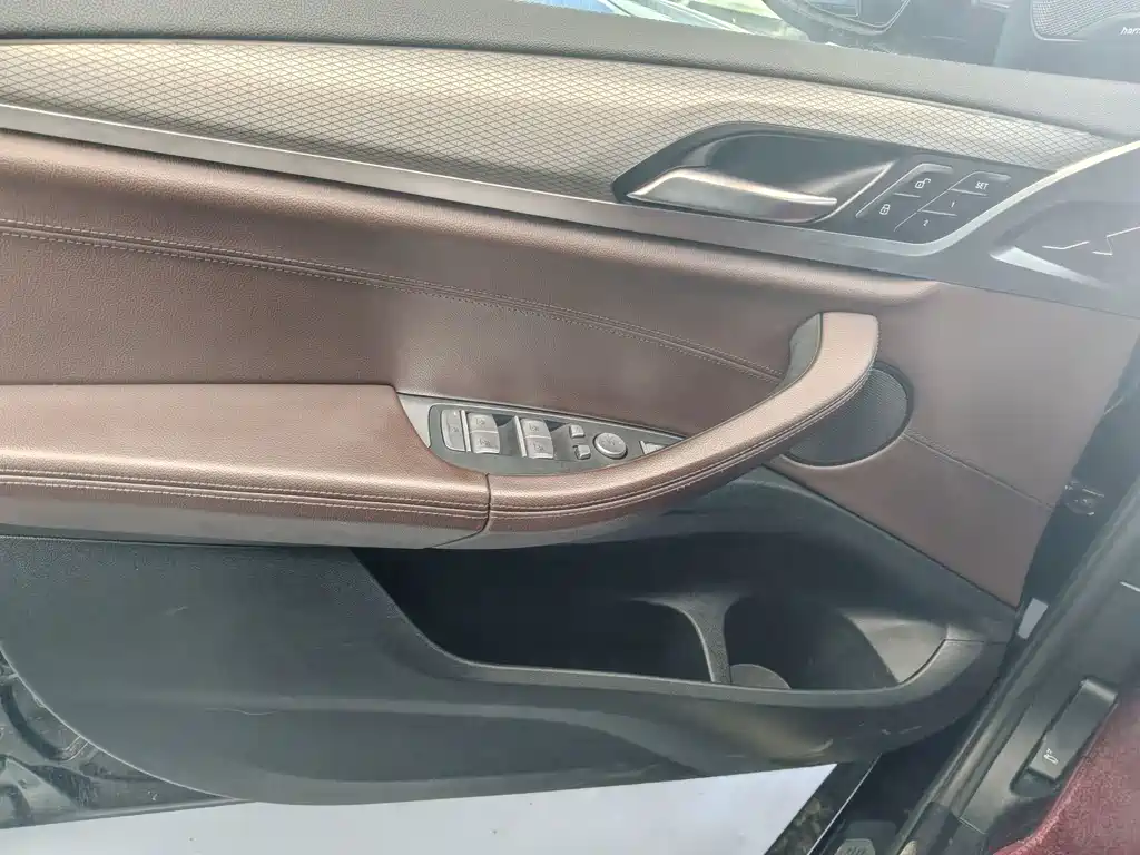 BMW X4 2020 — фото 11