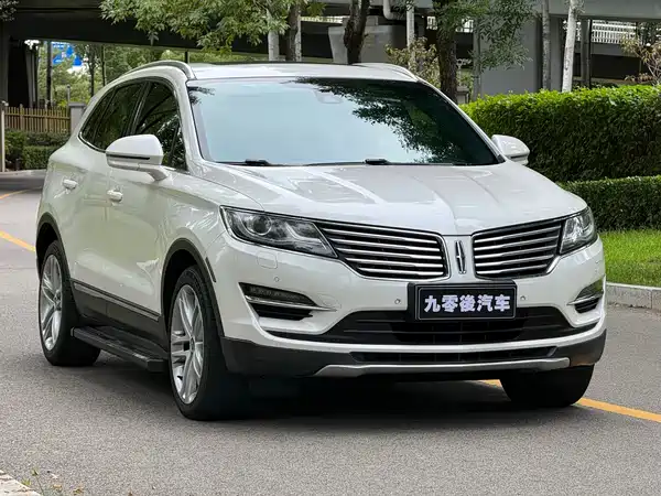 Lincoln MKC 2017