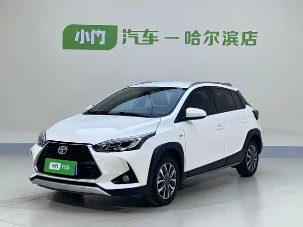Toyota Yaris L 2022