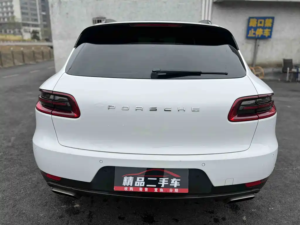 Porsche Macan 2016 — фото 23