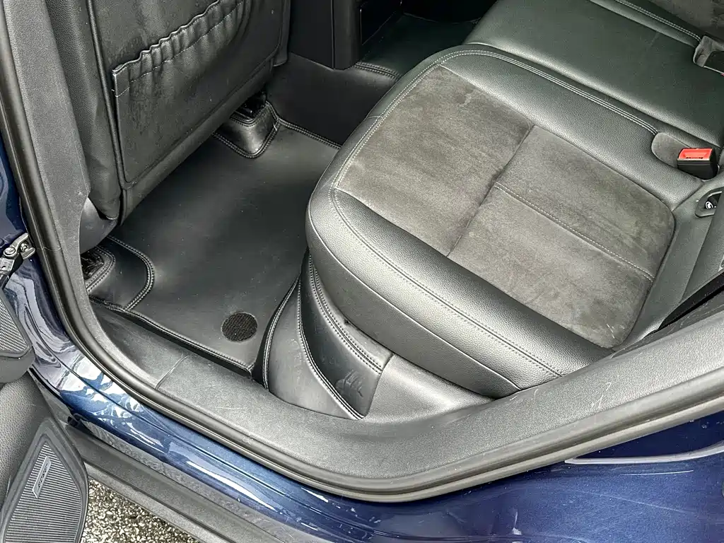 Porsche Macan 2015 — фото 14