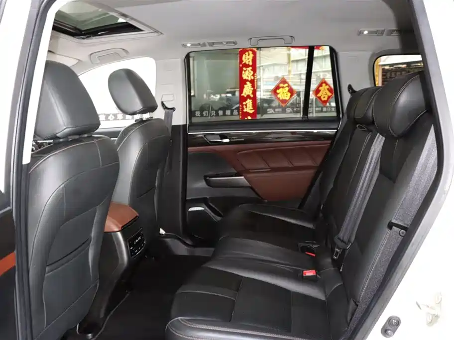 GAC Motor Trumpchi GS8 2018 — фото 10