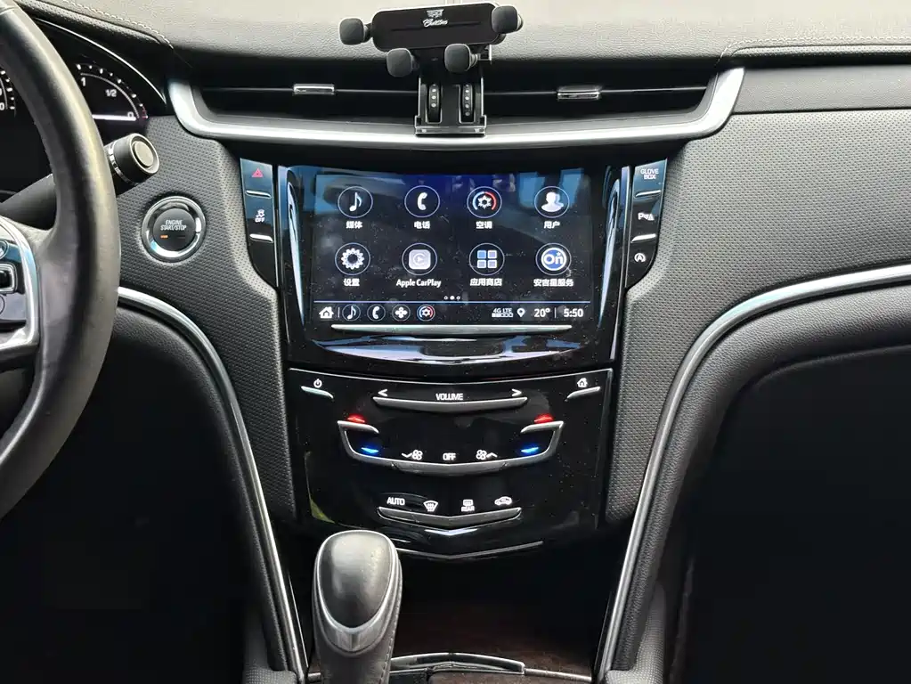 Cadillac XTS 2019 — фото 9